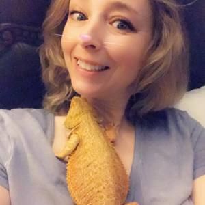 Meet your Posher, Nicole